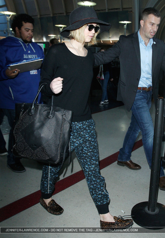 December_18_-_Leaving_LAX_Airport_2819429~0.jpg