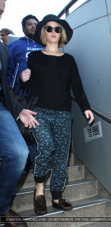 December_18_-_Leaving_LAX_Airport_282029~0.jpg