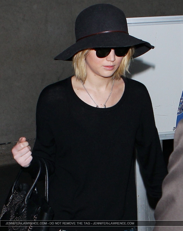 December_18_-_Leaving_LAX_Airport_285429~0.jpg