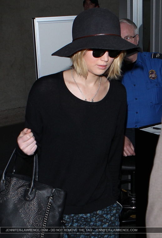 December_18_-_Leaving_LAX_Airport_285529~0.jpg