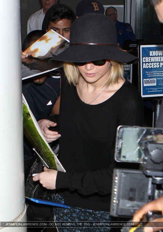 December_18_-_Leaving_LAX_Airport_285629~0.jpg