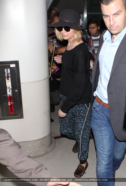 December_18_-_Leaving_LAX_Airport_286029~0.jpg