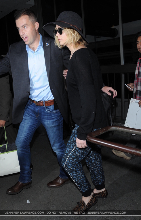 December_18_-_Leaving_LAX_Airport_28829~0.jpg