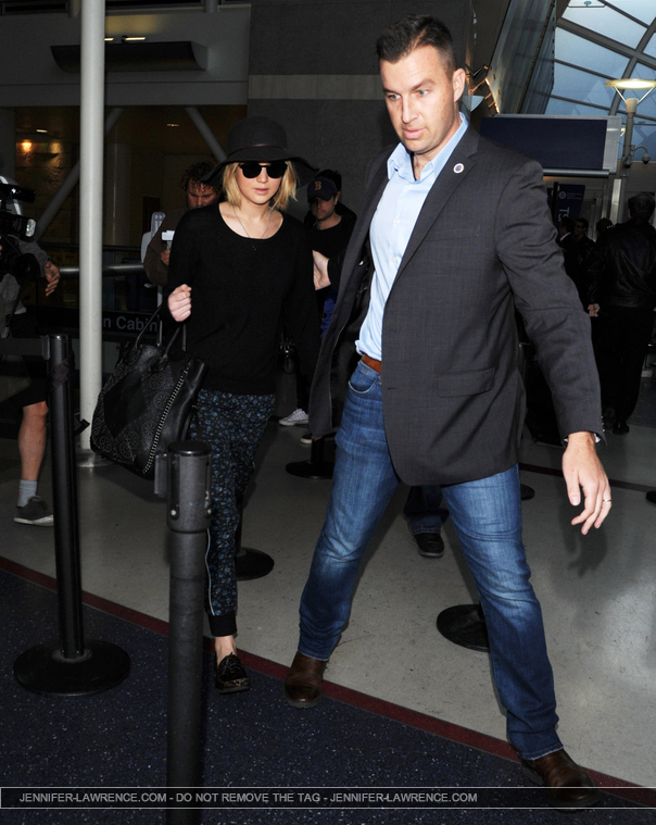 December_18_-_Leaving_LAX_Airport_288829~0.jpg
