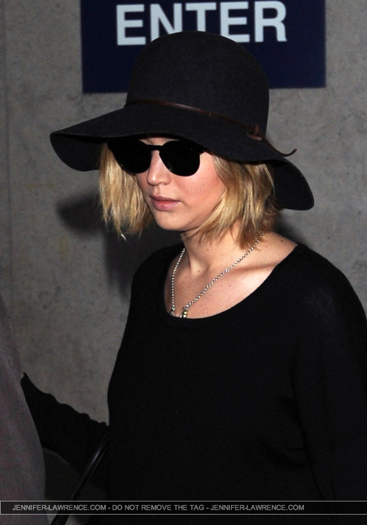 December_18_-_Leaving_LAX_Airport_289429~0.jpg