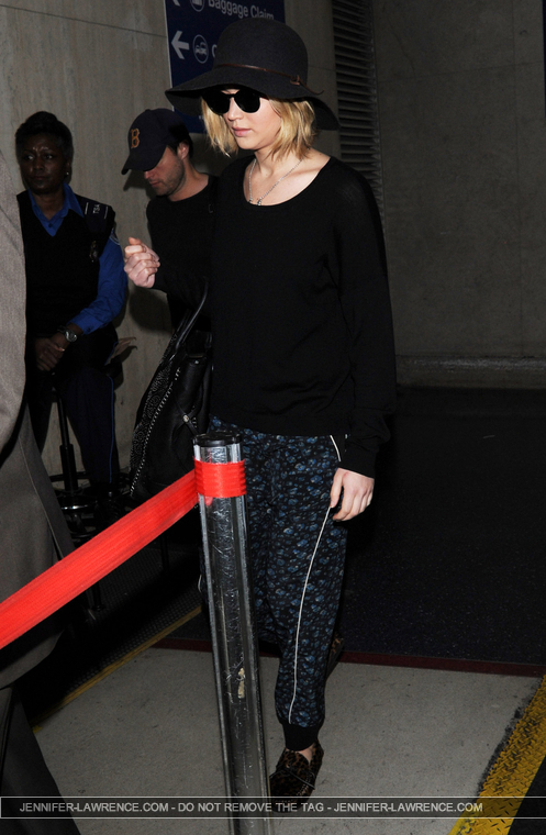 December_18_-_Leaving_LAX_Airport_289829~0.jpg