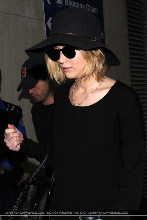 December_18_-_Leaving_LAX_Airport_289929~0.jpg