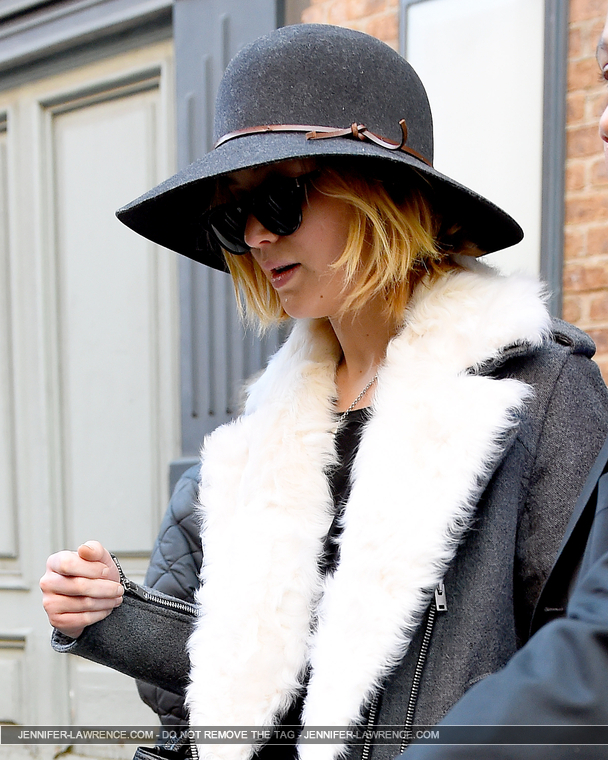 December_18_-_Leaving_the_Greenwich_hotel_in_New_York_283529.jpg