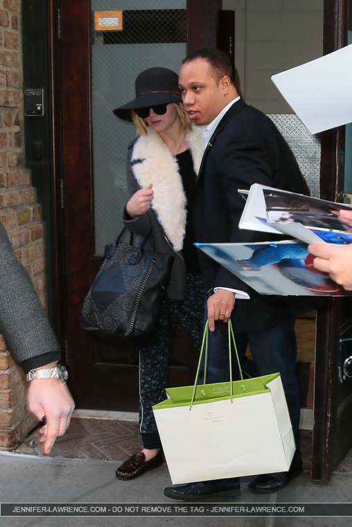 December_18_-_Leaving_the_Greenwich_hotel_in_New_York_283829.jpg