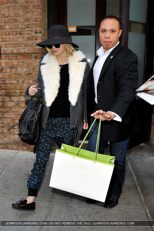 December_18_-_Leaving_the_Greenwich_hotel_in_New_York_285429.jpg