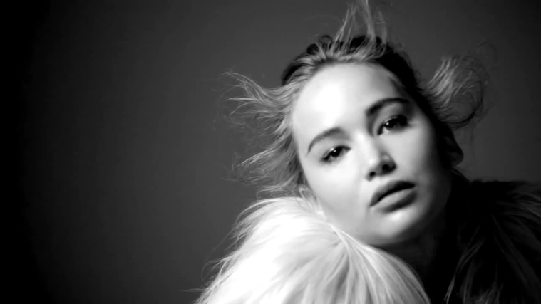 ELLE_Magazine_28June_201129_5BBehind_the_Shoot5D_2851029.jpg