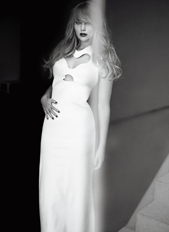 Elle_US_28329.jpg