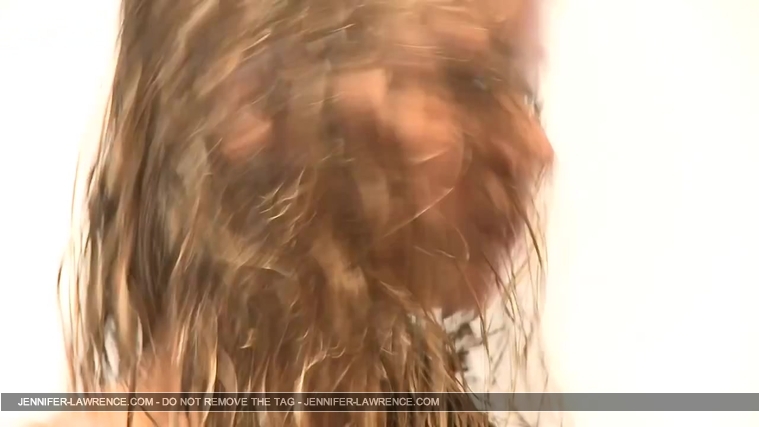 Esquire_Magazine_28211229_5BBehind_the_Scenes5D.jpg