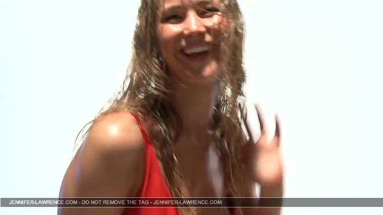 Esquire_Magazine_28219929_5BBehind_the_Scenes5D.jpg
