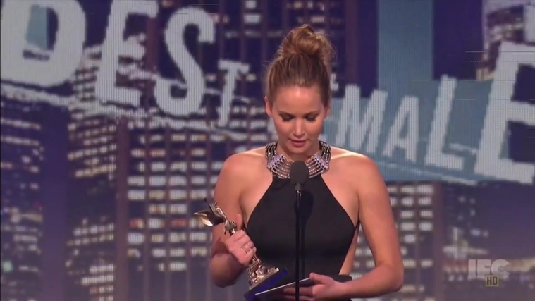 February_232C_2013_-_Film_Independent_Spirit_Awards_in_Santa_Monica_5BWinning_Best_Actress5D_285429.jpg