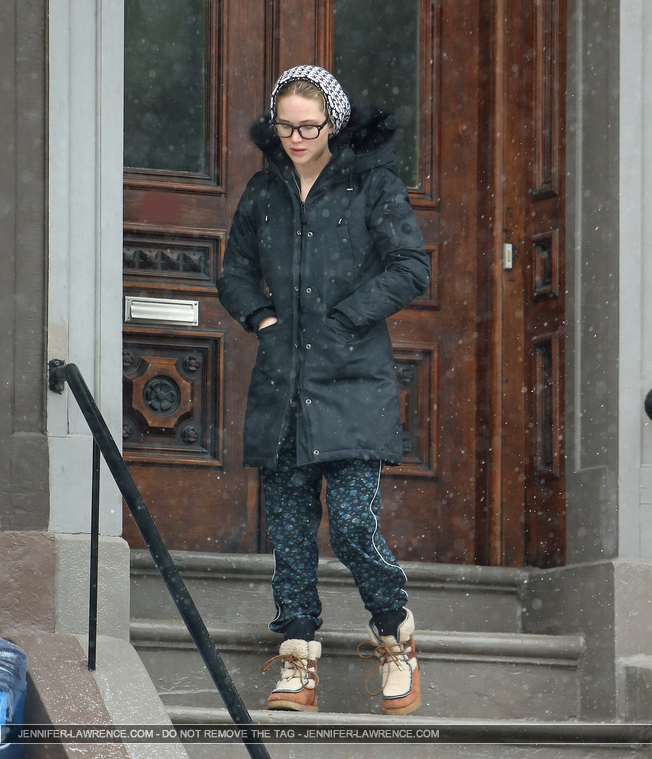 February_26_-_Out_in_Boston_with_her_dog_281729.jpg