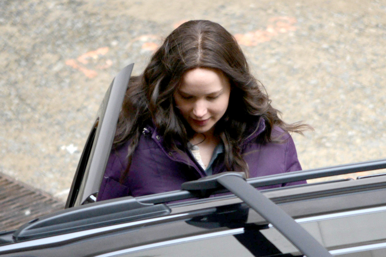 February_5_-__on_the_set_of___The_Hunger_Games__Mockingjay_-_Part_2___in_Atlanta__281229.jpg