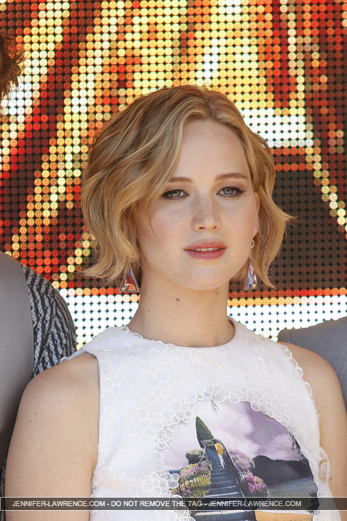 GROUP_May_17_-__Mockingjay_Part_1__photocall_at_Cannes_in_France_2810329.jpg
