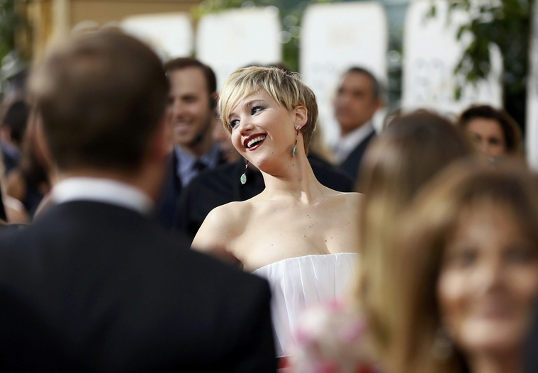 HQ_71st_Annual_Golden_Globe_Awards_-_Red_Carpet_2811729.jpg