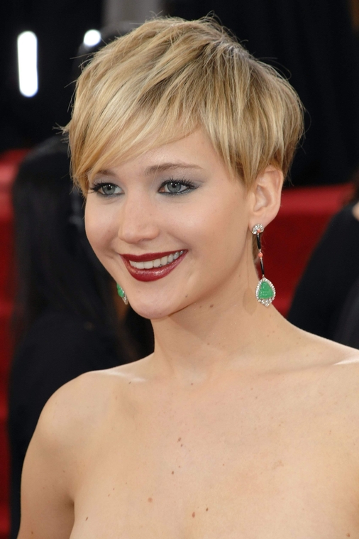 HQ_71st_Annual_Golden_Globe_Awards_-_Red_Carpet_2813529.jpg