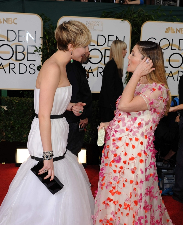 HQ_71st_Annual_Golden_Globe_Awards_-_Red_Carpet_2817329.jpg