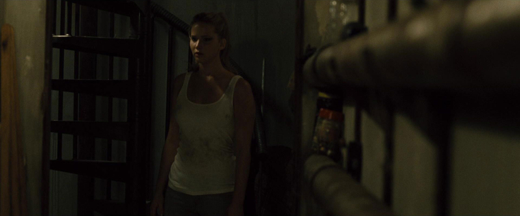 House_at_the_End_of_the_Street__28150929.jpg