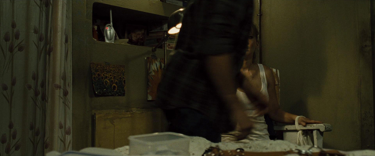 House_at_the_End_of_the_Street__28171529.jpg