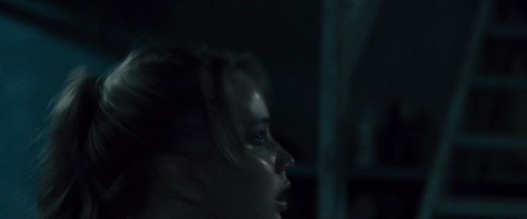 House_at_the_End_of_the_Street__28182129.jpg