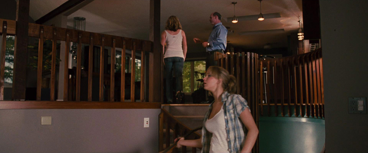 House_at_the_End_of_the_Street__282329.jpg