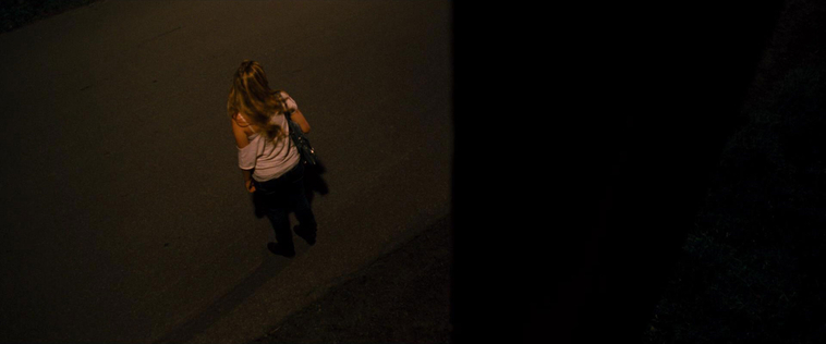 House_at_the_End_of_the_Street__2833629.jpg