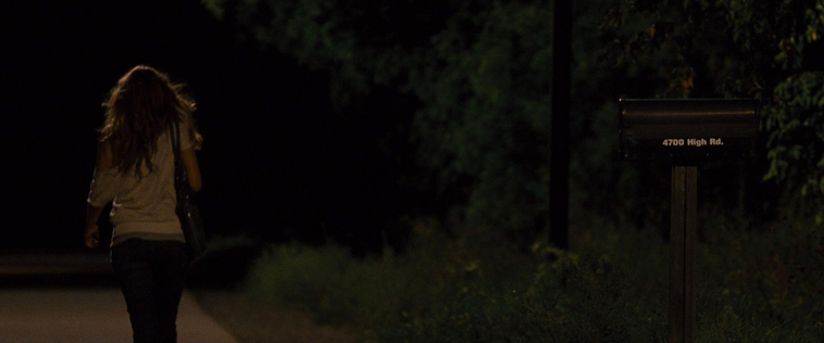 House_at_the_End_of_the_Street__2834329.jpg