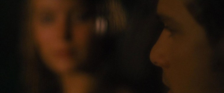 House_at_the_End_of_the_Street__2853829.jpg