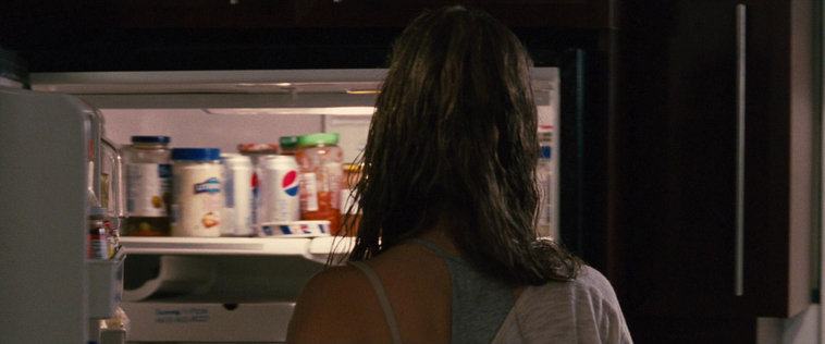 House_at_the_End_of_the_Street__2855729.jpg