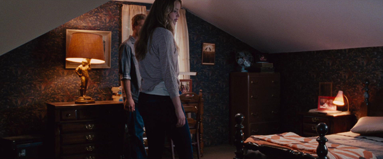 House_at_the_End_of_the_Street__2868929.jpg