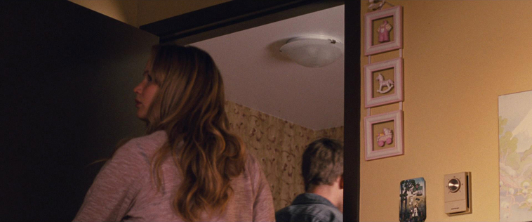 House_at_the_End_of_the_Street__2874629.jpg