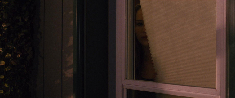 House_at_the_End_of_the_Street__2882829.jpg