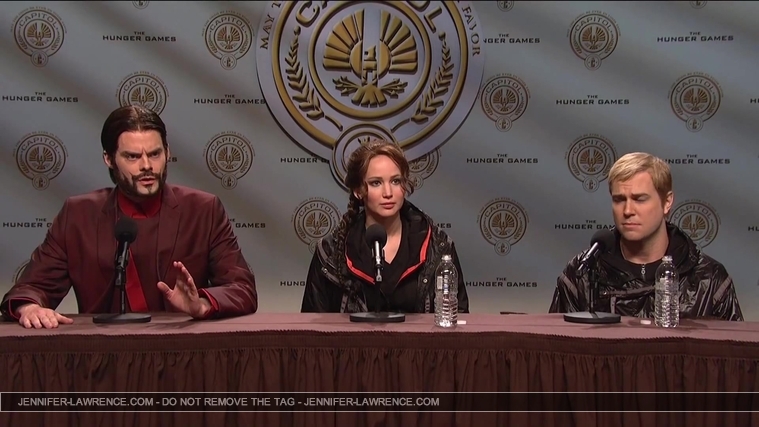 Hunger_Games_Press_Conference_-_Saturday_Night_Live__2813829.jpg