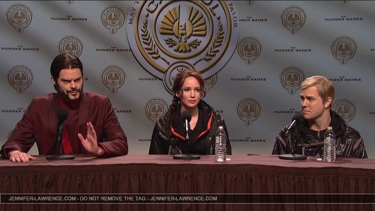 Hunger_Games_Press_Conference_-_Saturday_Night_Live__2814329.jpg