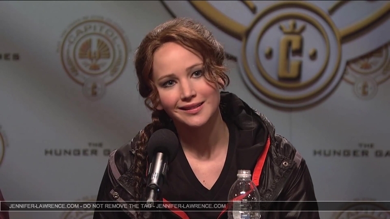 Hunger_Games_Press_Conference_-_Saturday_Night_Live__2814829.jpg