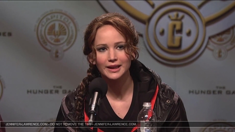 Hunger_Games_Press_Conference_-_Saturday_Night_Live__2814929.jpg