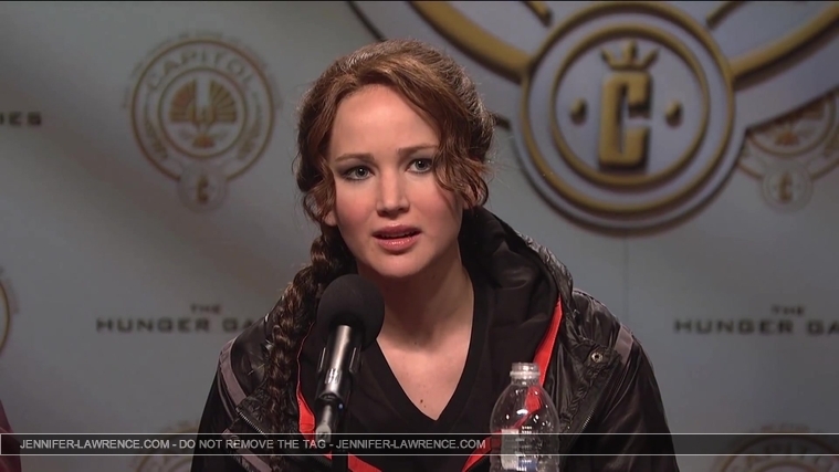 Hunger_Games_Press_Conference_-_Saturday_Night_Live__2815329.jpg