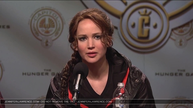 Hunger_Games_Press_Conference_-_Saturday_Night_Live__2816029.jpg