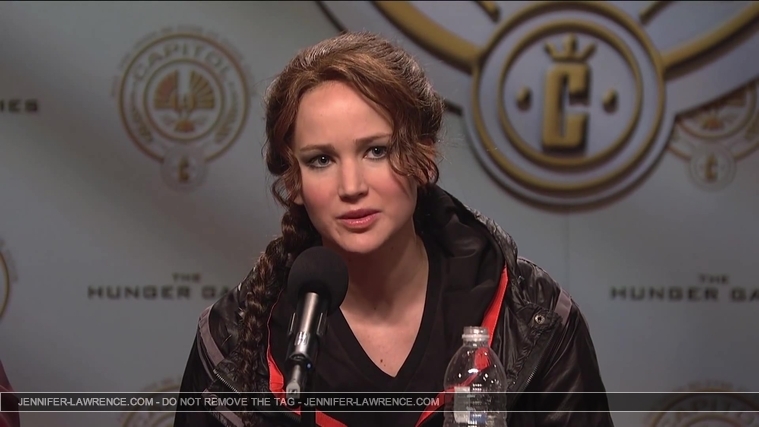 Hunger_Games_Press_Conference_-_Saturday_Night_Live__2816229.jpg