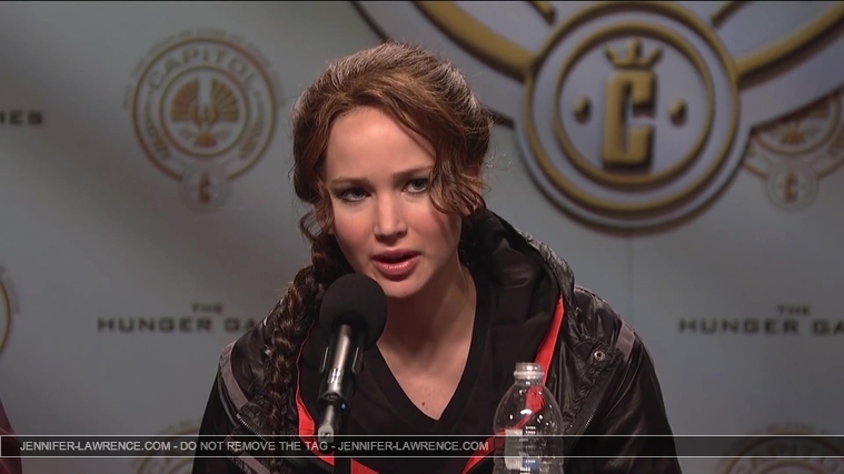 Hunger_Games_Press_Conference_-_Saturday_Night_Live__2816729.jpg