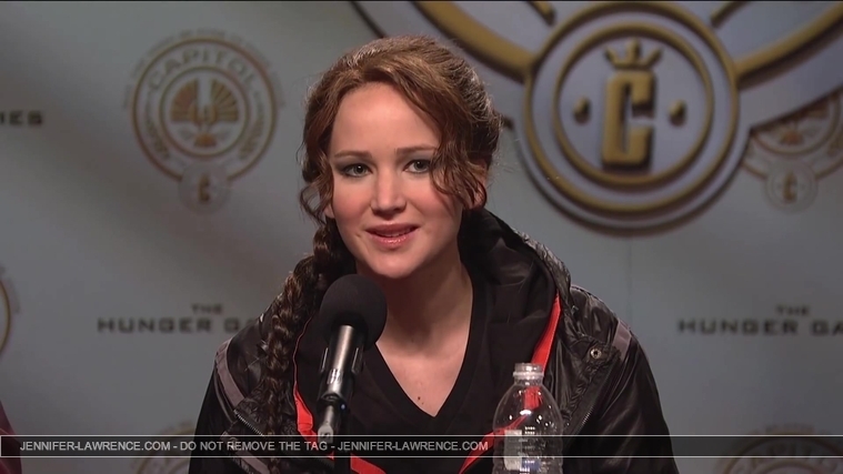 Hunger_Games_Press_Conference_-_Saturday_Night_Live__2818229.jpg