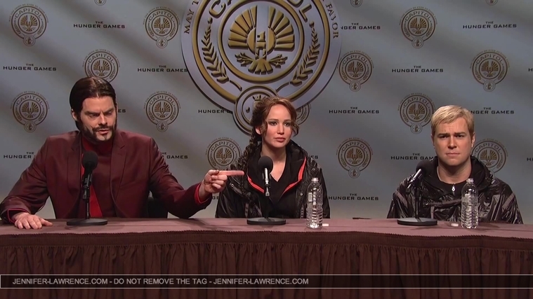 Hunger_Games_Press_Conference_-_Saturday_Night_Live__2819129.jpg