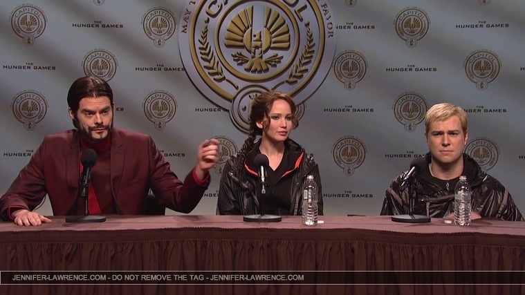 Hunger_Games_Press_Conference_-_Saturday_Night_Live__2819429.jpg