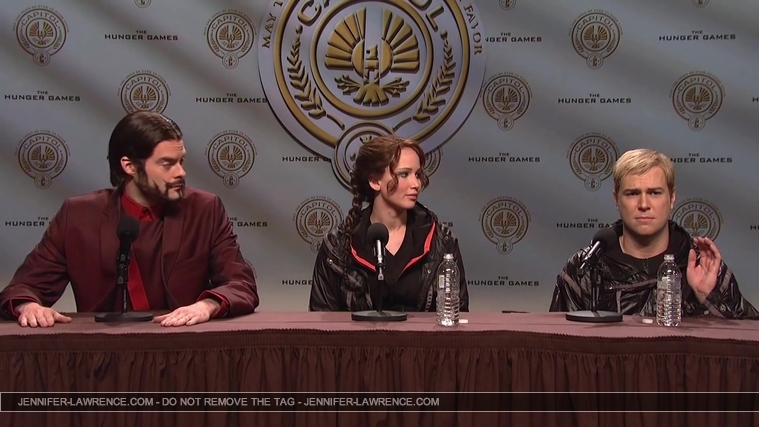 Hunger_Games_Press_Conference_-_Saturday_Night_Live__2819829.jpg