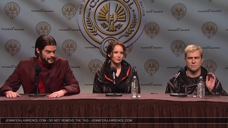 Hunger_Games_Press_Conference_-_Saturday_Night_Live__2820829.jpg