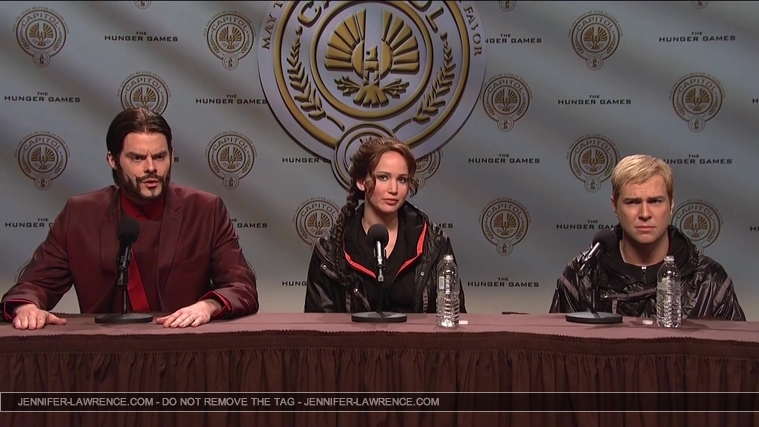 Hunger_Games_Press_Conference_-_Saturday_Night_Live__2823629.jpg